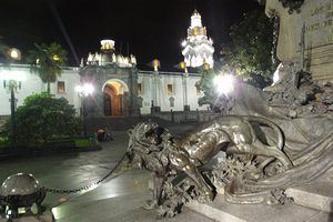 explore the wonders of Quito with night tours of the historic center.